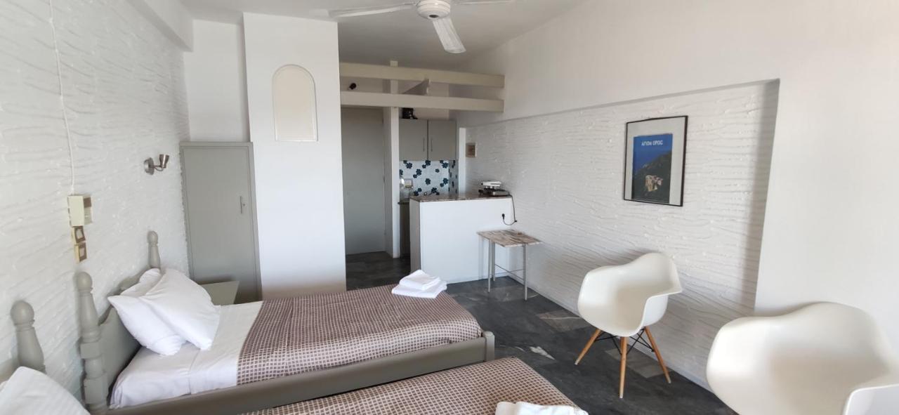 Nora Norita Aparthotel Batsíon Exteriör bild